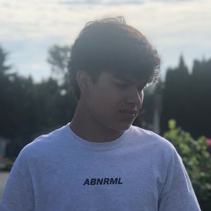 Meet your Posher, Sam